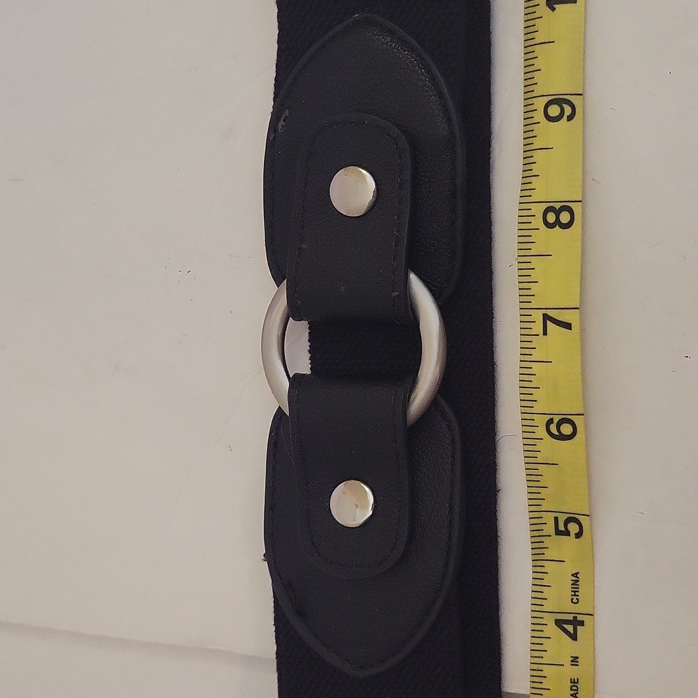 EUC Banana Republic Black Elastic Belt, Size S/M